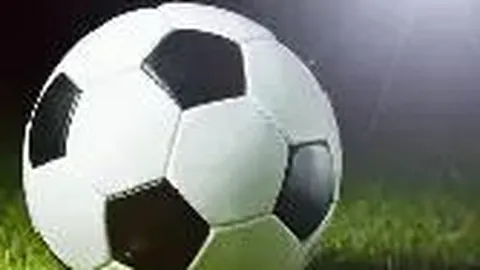 萧亚轩分手后首次公开照，失眠自拍流露疲惫神情