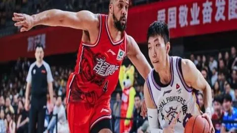 德国防长称：派遣维和部队至乌克兰议题“尚不具备讨论条件”